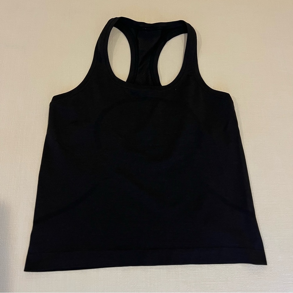 Lululemon Swiftly Waist length size 6